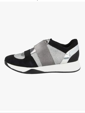 Geox Slip-On Sneaker in Metallic Silver and Black